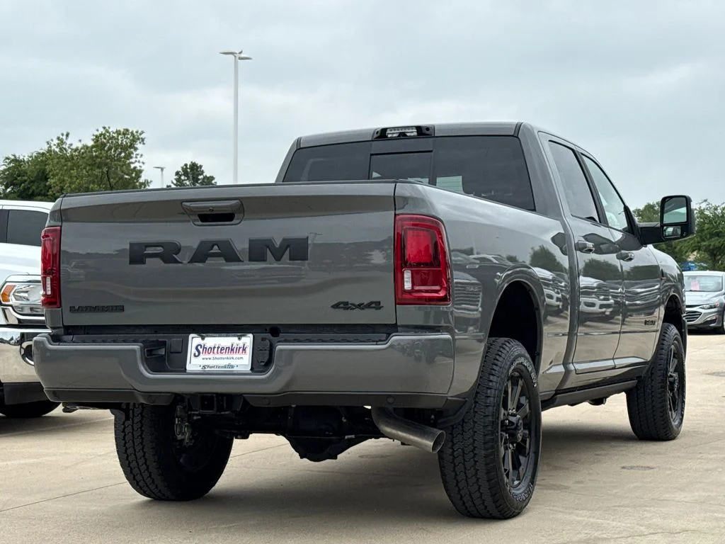 New 2026 Ceramic Gray Clear-Coat Exterior Paint RAM Laramie image 9