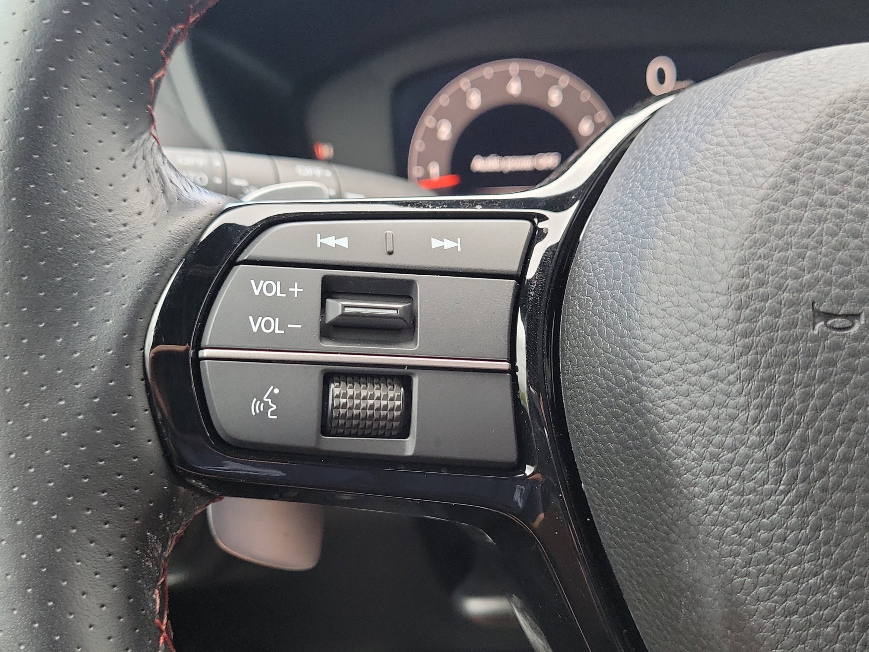 Used 2025  Acura w/A-Spec Package image 31
