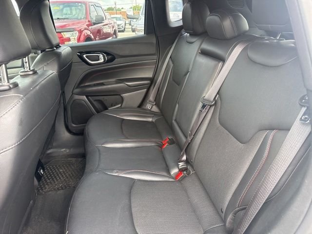 Used 2025 Silver Jeep Trailhawk image 24