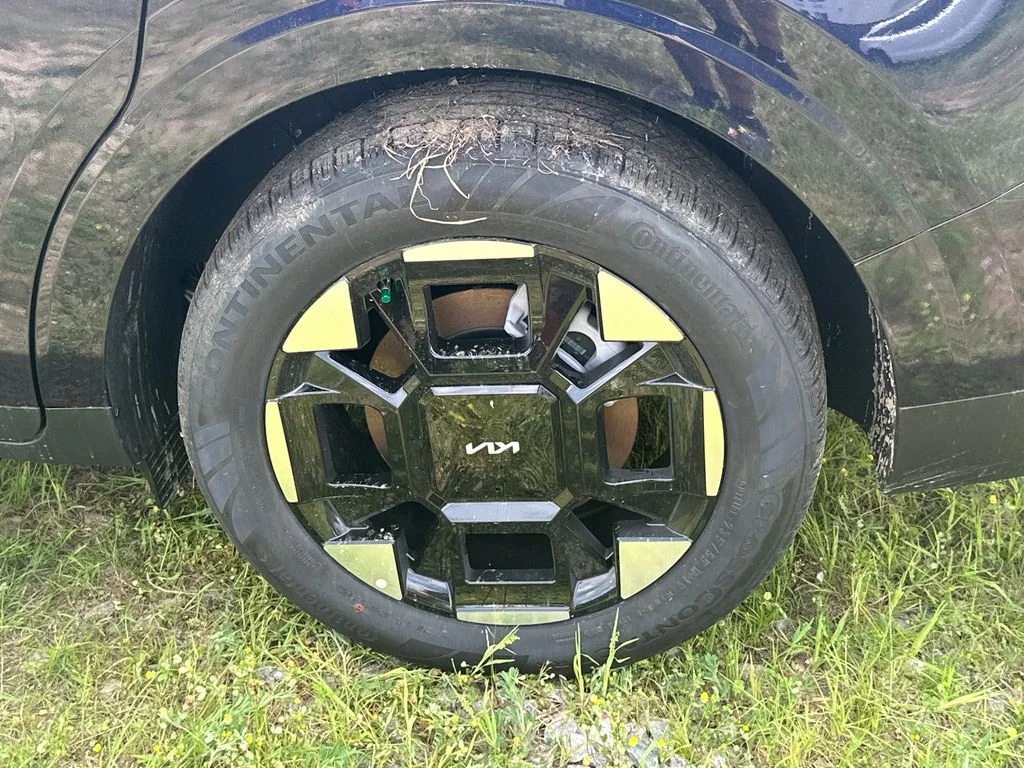 New 2026 Blue Kia EX image 19