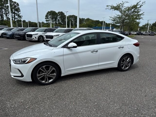 2017 Hyundai Elantra Limited - Photo 13