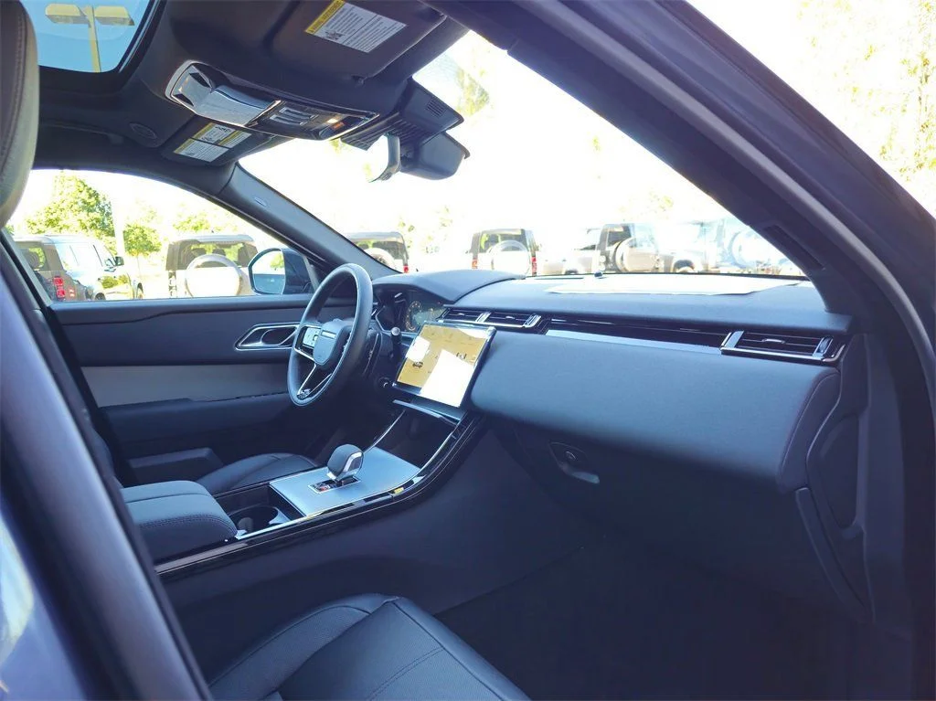New 2025 Varesine Blue LAND ROVER S image 35