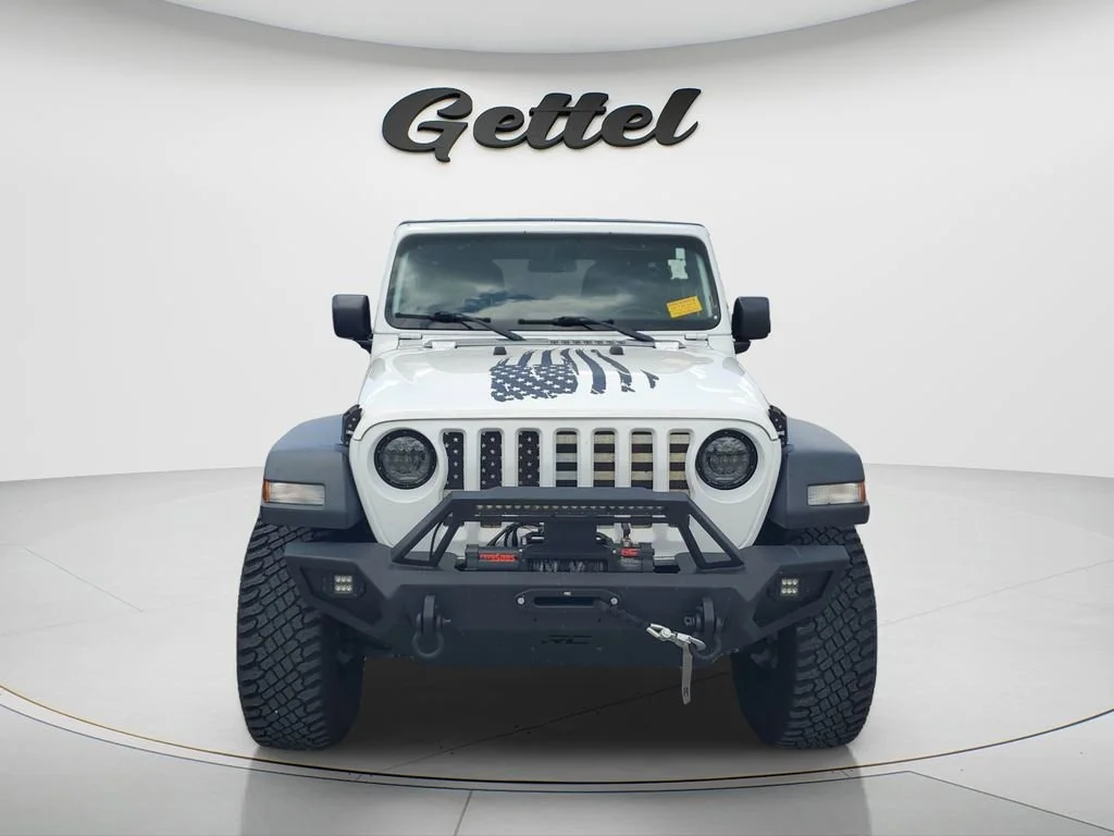 Used 2020 White Jeep Sport S 4x4 image 2