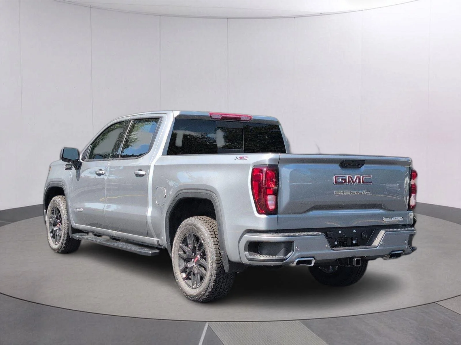 New 2026 Sterling Metallic GMC Elevation image 3