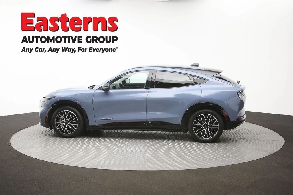 Used 2024 Blue Ford Premium image 55