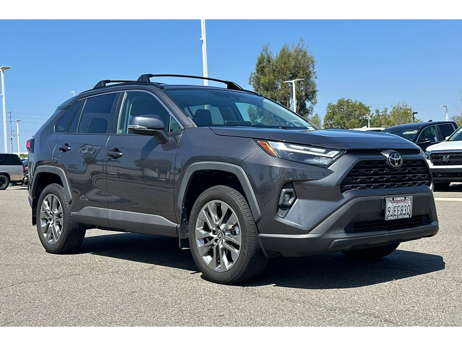 Used 2023 Magnetic Gray Metallic Toyota XLE Premium image 8