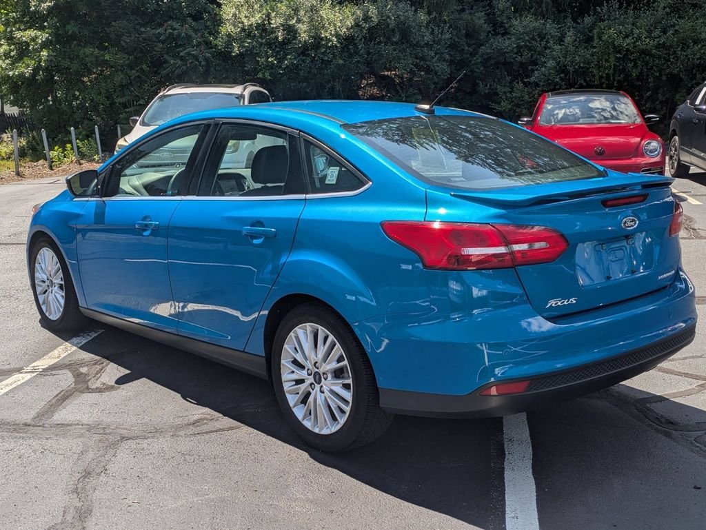 Used 2017 Blue Ford Titanium image 4