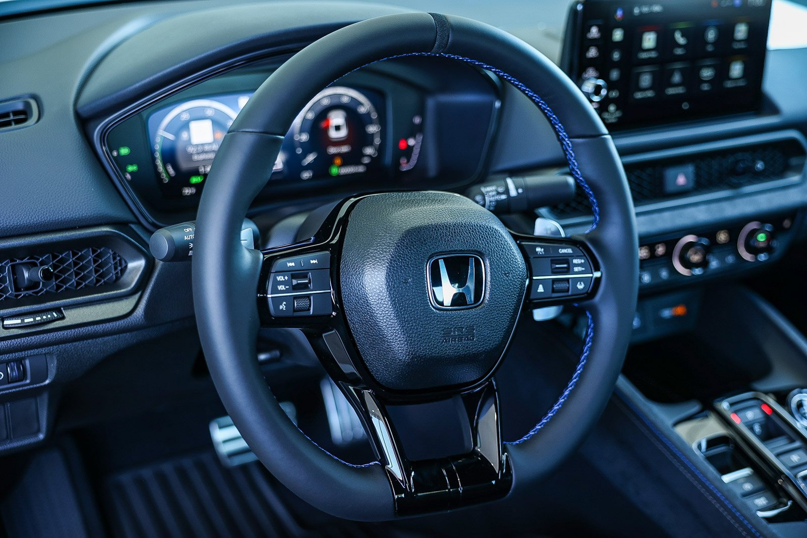 New 2026 Winter Frost Pearl Honda Coupe image 26