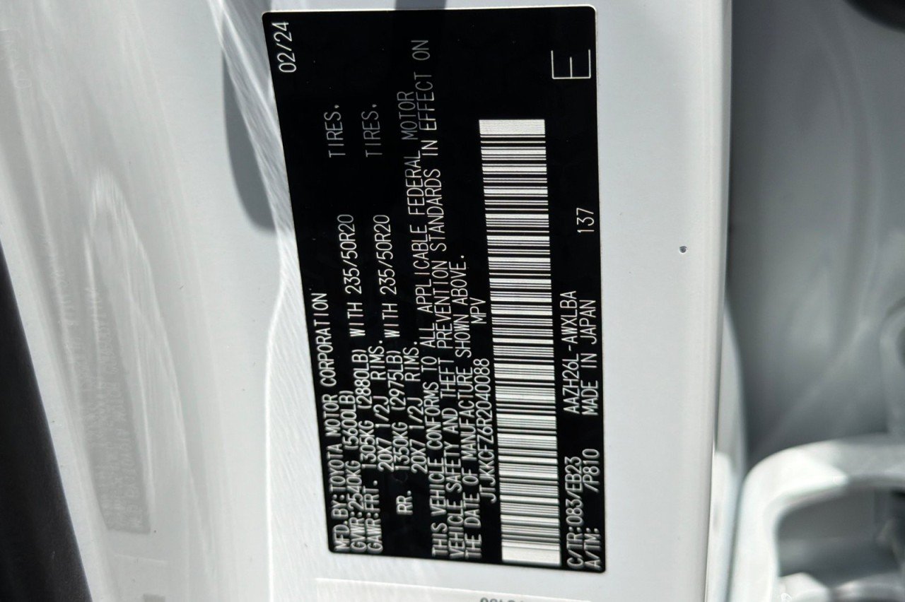 Used 2024 Ultra White Lexus NX 450h+ F SPORT Handling image 28