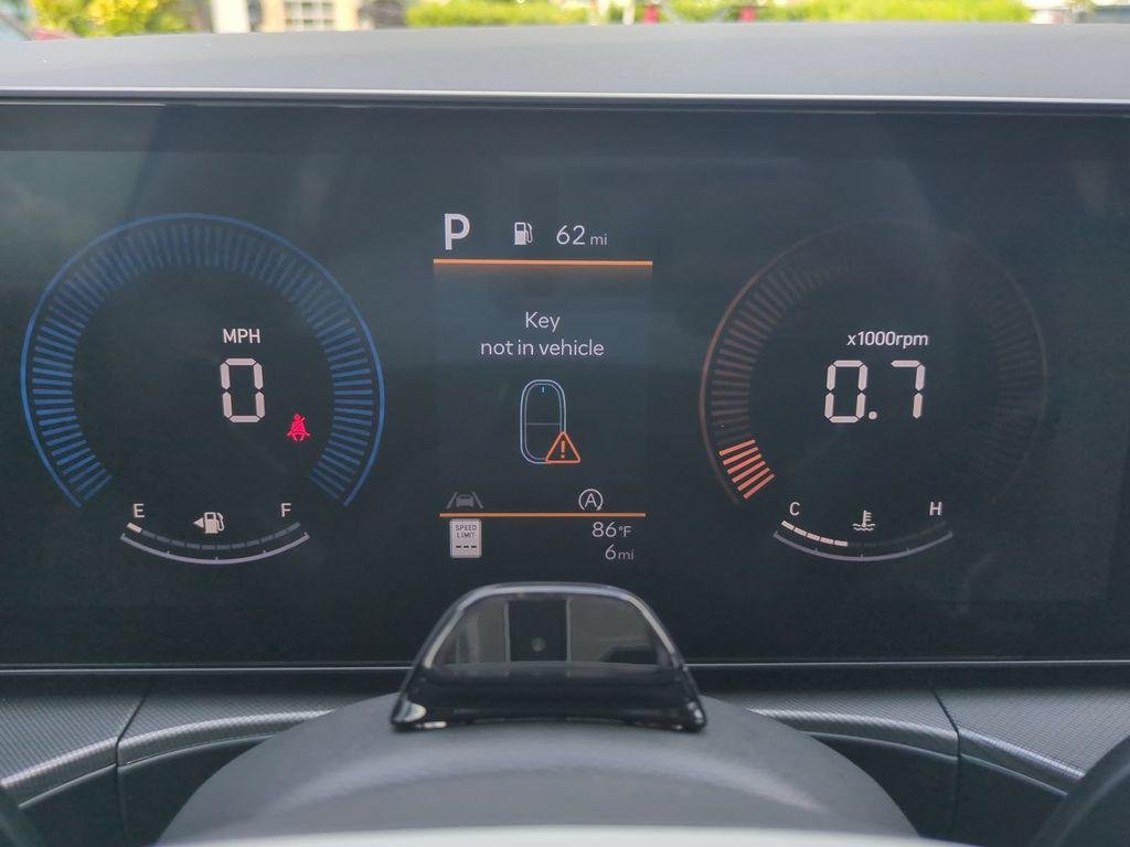 New 2027 Blue Hyundai SEL FWD image 36