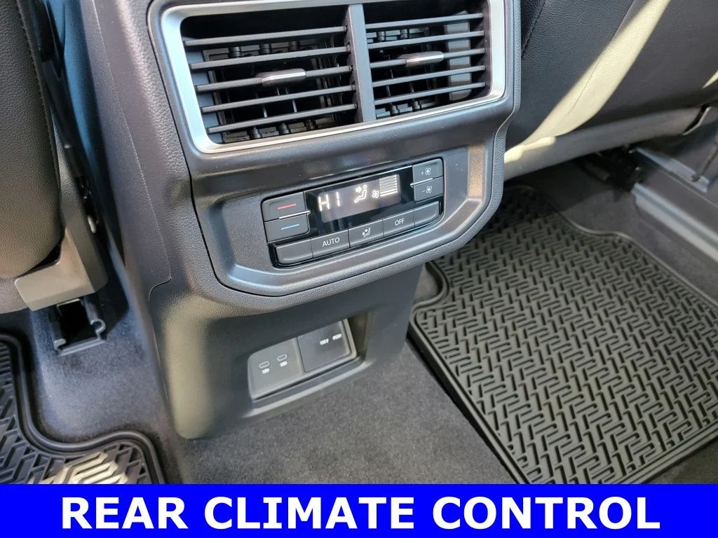New 2026 White Volkswagen 2.0T SE w/Technology image 17