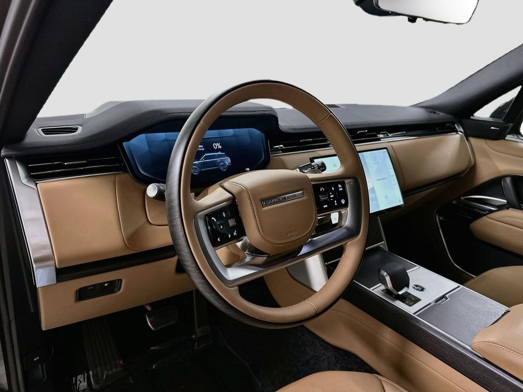 Used 2026 Black Land Rover SE image 4