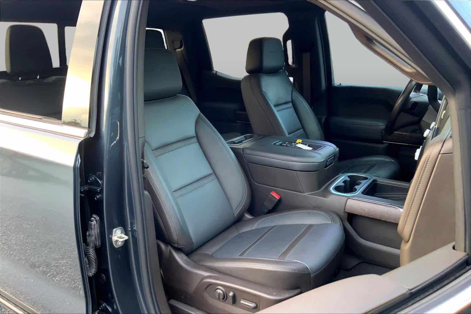 Used 2020 Dark Sky Metallic GMC Denali image 9