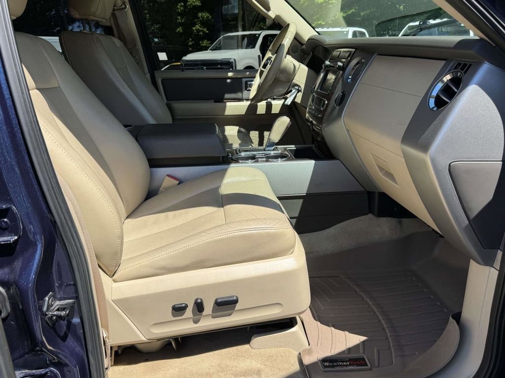 Used 2013 Blue Ford XLT image 15