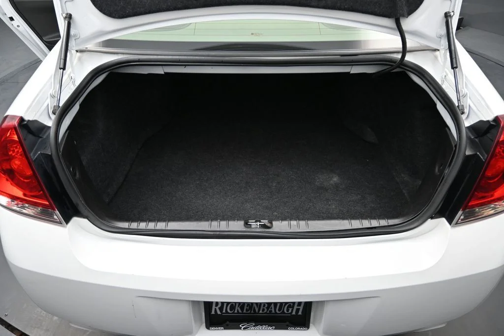 Used 2014 White Chevrolet LTZ image 16