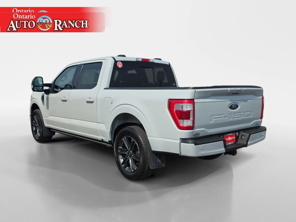 Used 2023 Avalanche Ford LARIAT image 3
