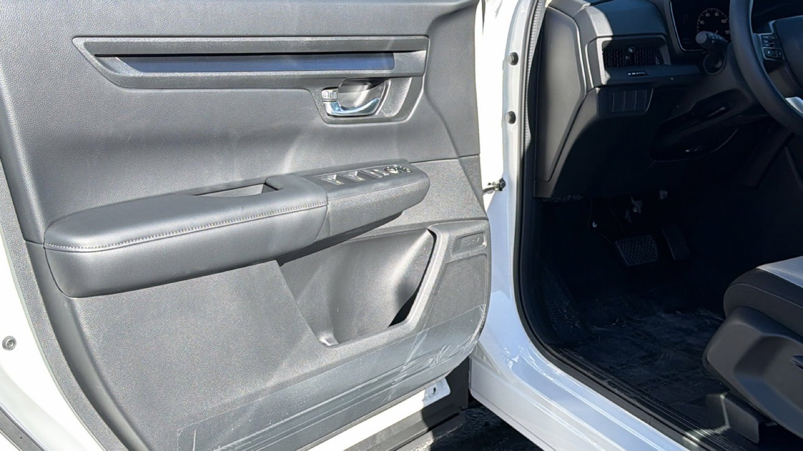 2026 Honda CR-V LX - Photo 23