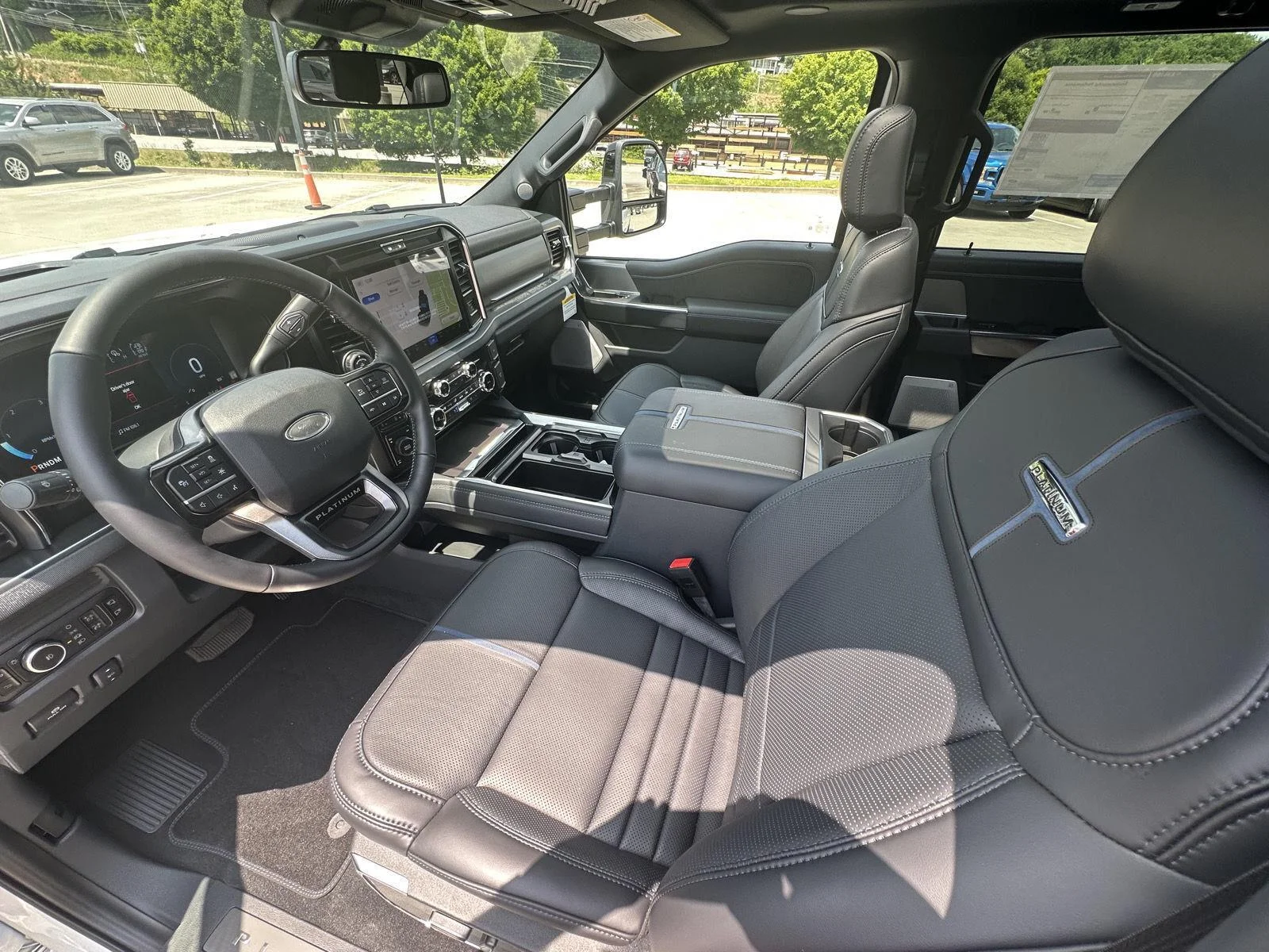 New 2026 Star White Metallic Tri-Coat Ford F-250® Platinum® image 10