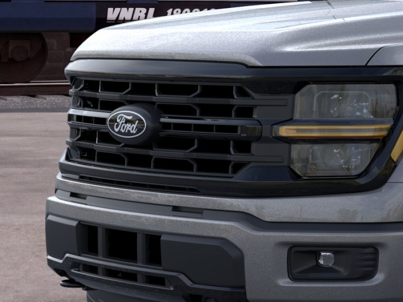 New 2026 Carbonized Gray Metallic Ford XLT image 17