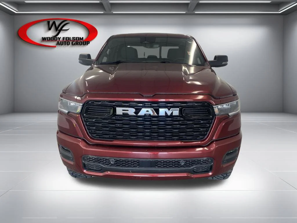 New 2026 Delmonico Red Pearl-Coat Exterior Paint RAM Big Horn/Lone Star image 3
