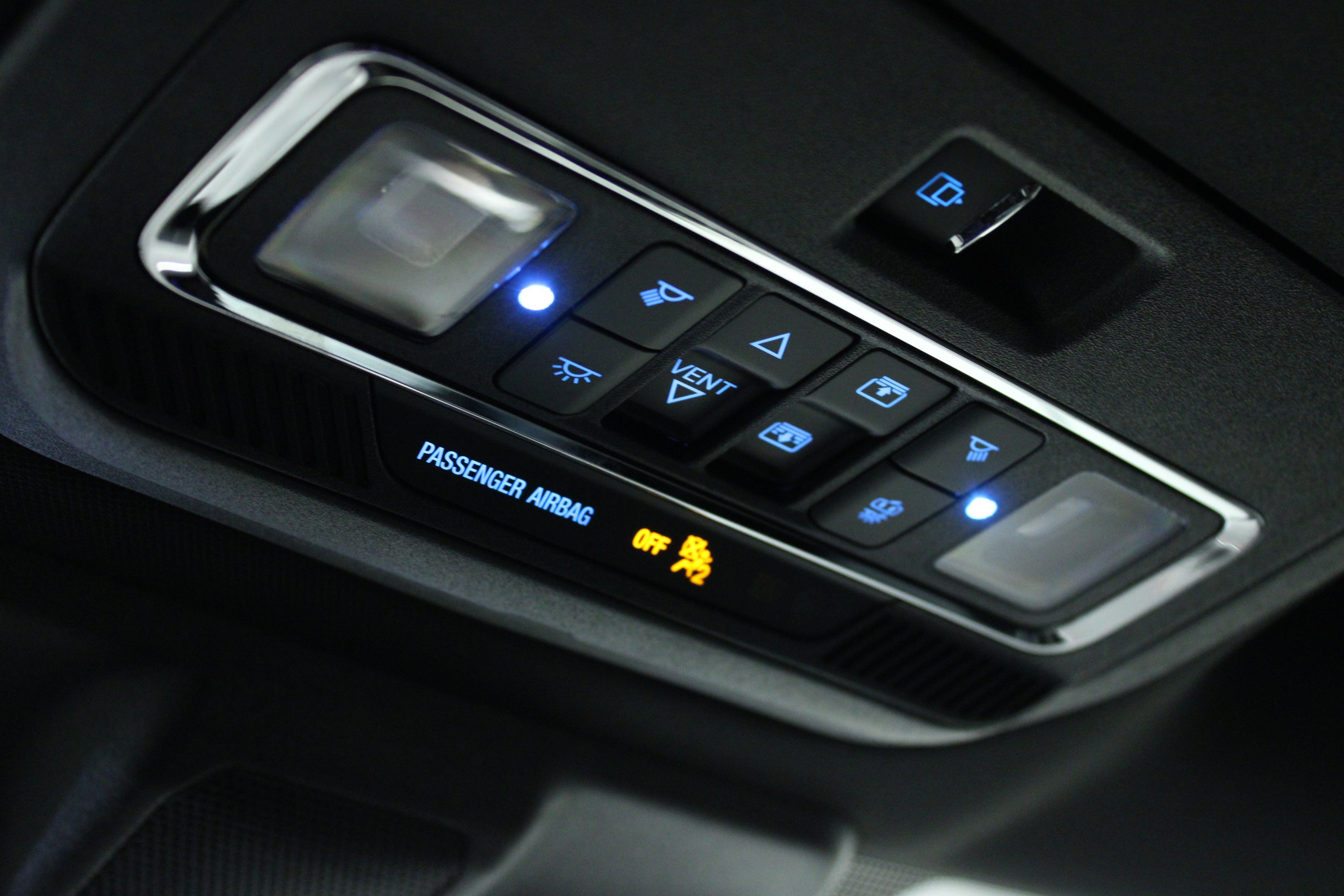 Used 2025 Carbonized Gray Metallic Ford Raptor R image 25