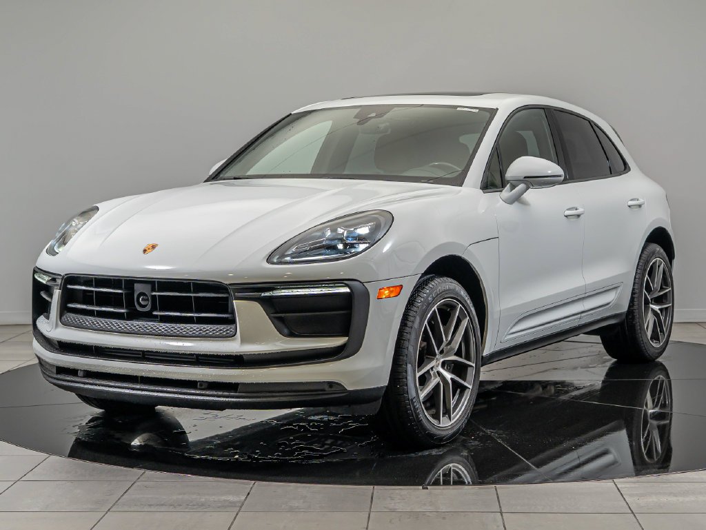 2026 Porsche Macan