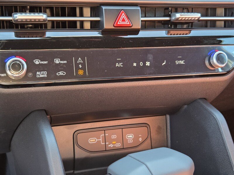 New 2026 Ebony Black Kia SX Prestige image 15