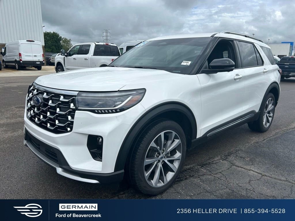 Used 2025 White Metallic Ford Platinum image 3