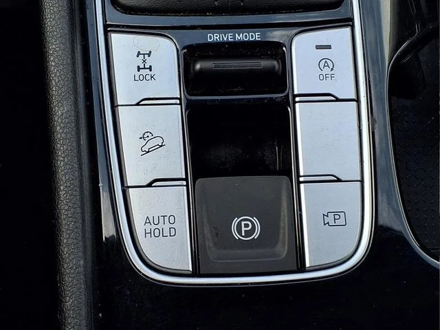 Certified Used 2023 Blue Hyundai SEL image 21