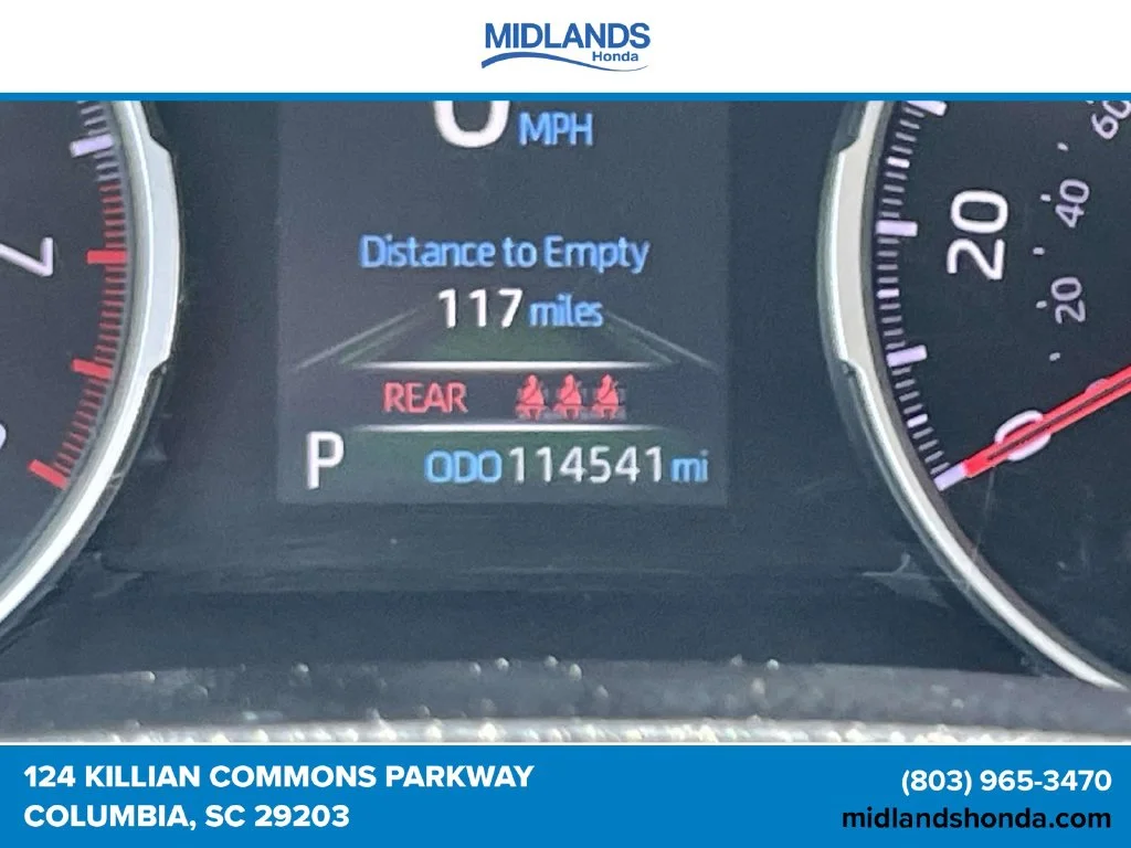 Used 2021 Midnight Black Metallic Toyota XLE image 19