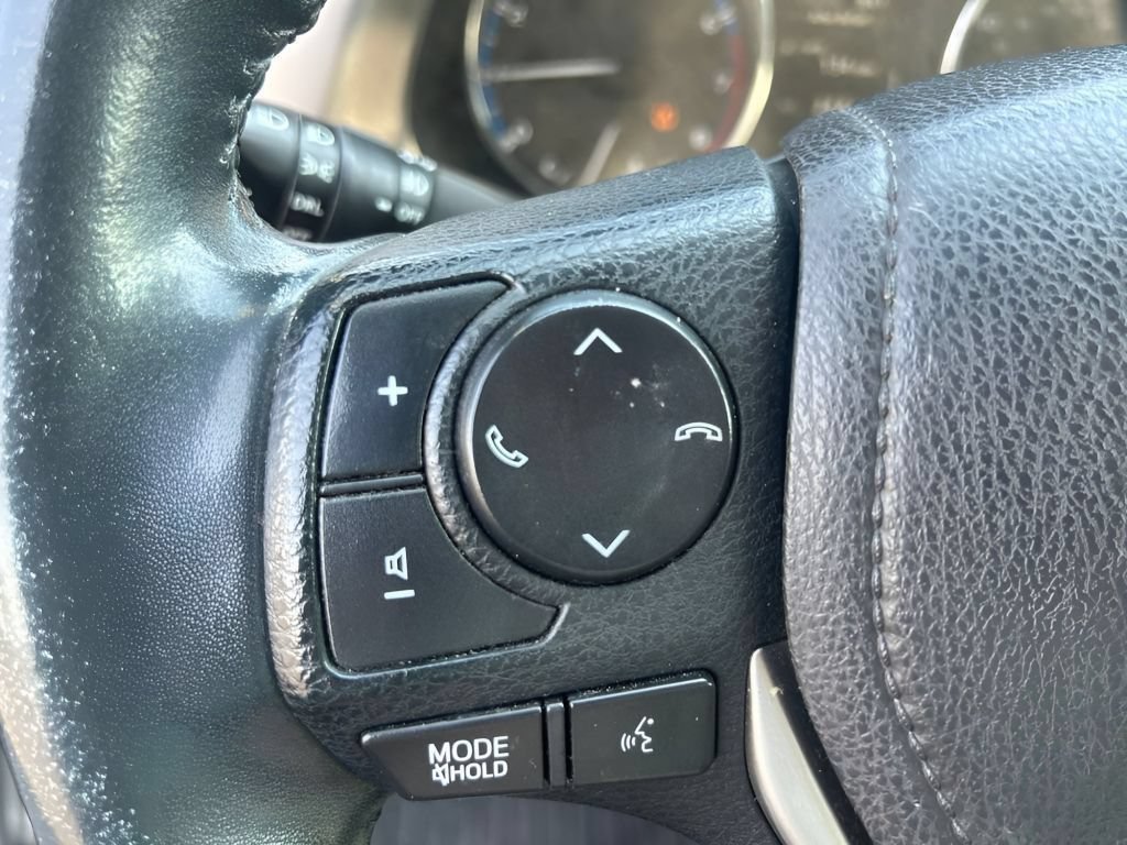 Used 2016 Silver Sky Metallic Toyota XLE image 24
