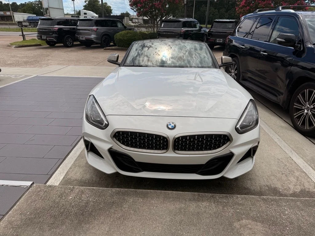 Used 2020 White BMW sDrive M40i image 2