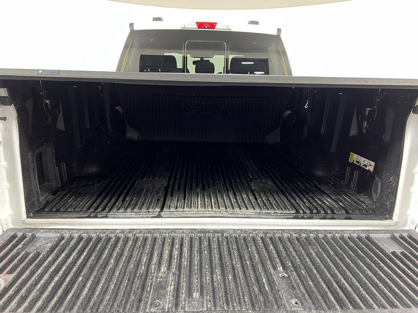 Used 2022 Oxford White Ford XLT image 7