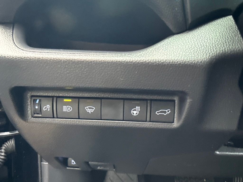 Used 2022 Midnight Black Metallic Toyota SE image 18
