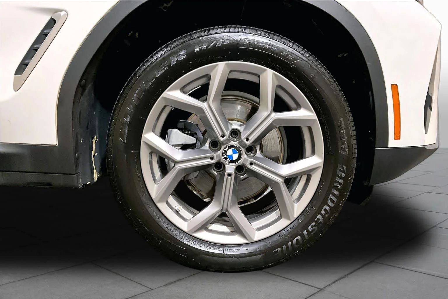 Used 2022 Mineral White Metallic BMW xDrive30i image 20