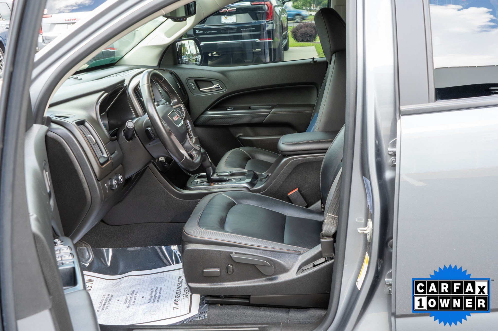 Used 2021 Satin Steel Metallic GMC 4WD AT4 w/Leather image 29