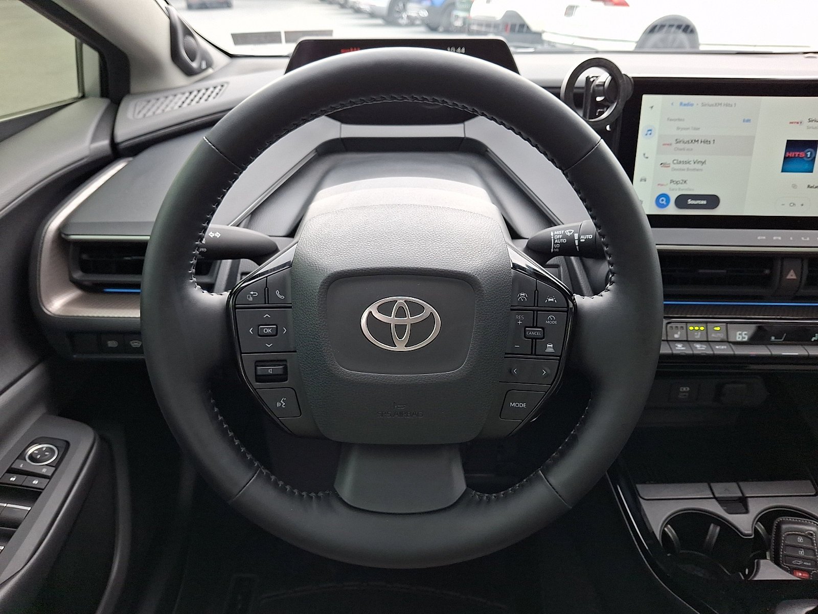 Certified Used 2025 CUTTING EDGE Toyota Limited image 21