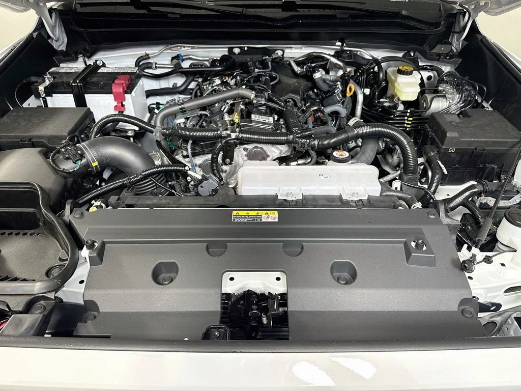 New 2026 Ice Cap Toyota SR5 image 27