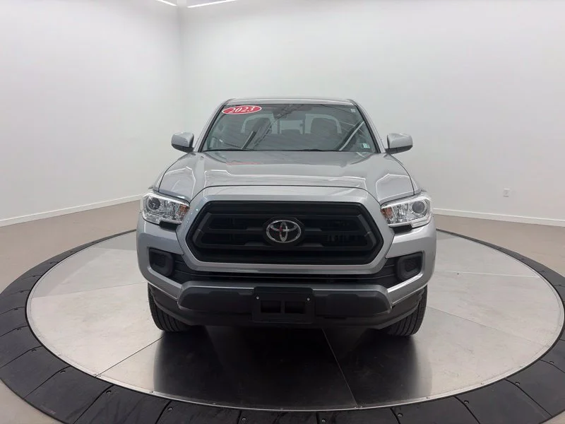 Used 2023 Silver Toyota SR image 8