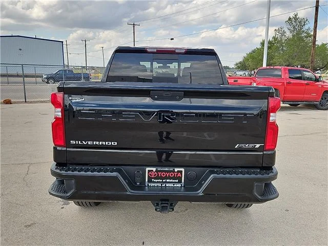 Used 2021 Black Chevrolet RST 4x2 Crew Cab 5.75 ft. box 147.4 in. WB image 3