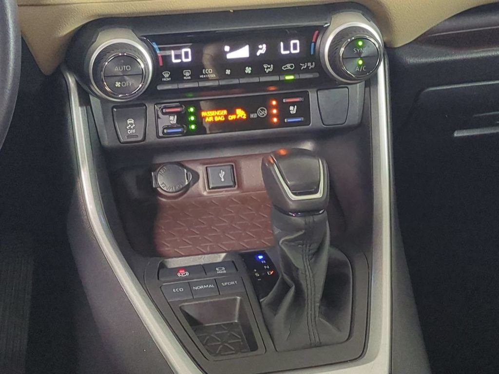 2022 Toyota RAV4 Limited - Photo 22