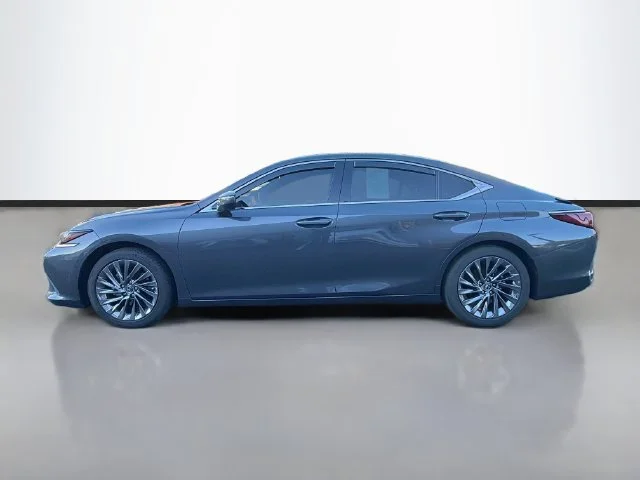 Certified Used 2025 Gray Lexus 300h Ultra Luxury image 4