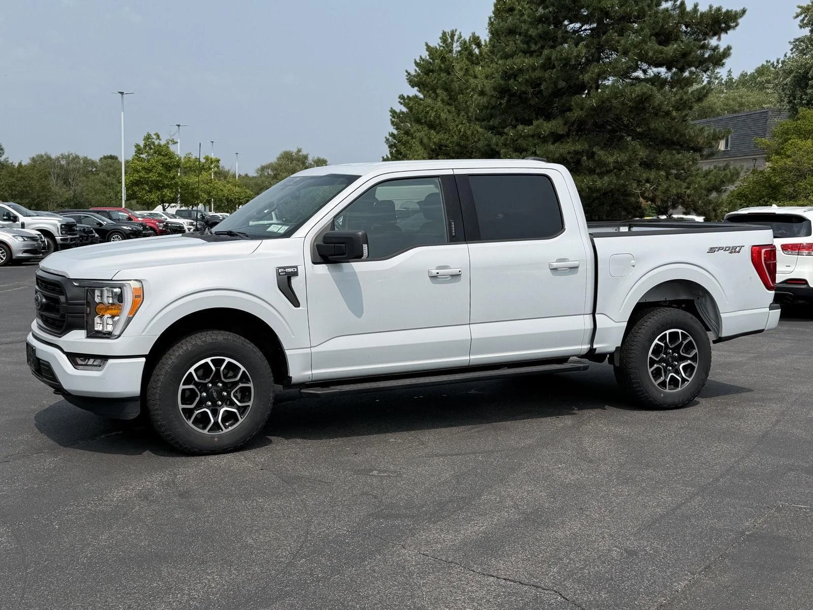 Used 2022 Space Gray Ford XLT image 6