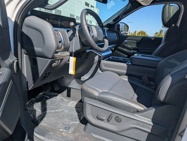 New 2026 Oxford White Ford Tremor® image 7