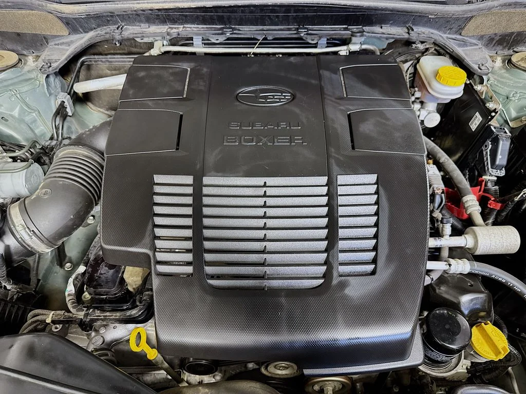 Used 2019 Green Subaru Premium image 40