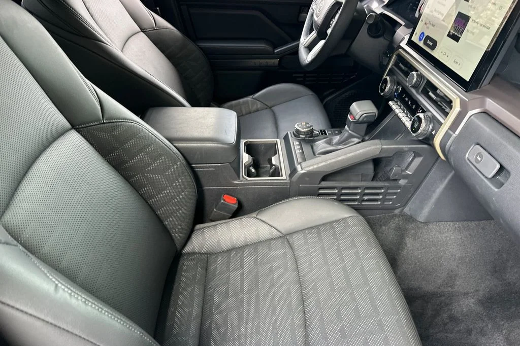 Certified Used 2026  Toyota TRD Off-Road image 15
