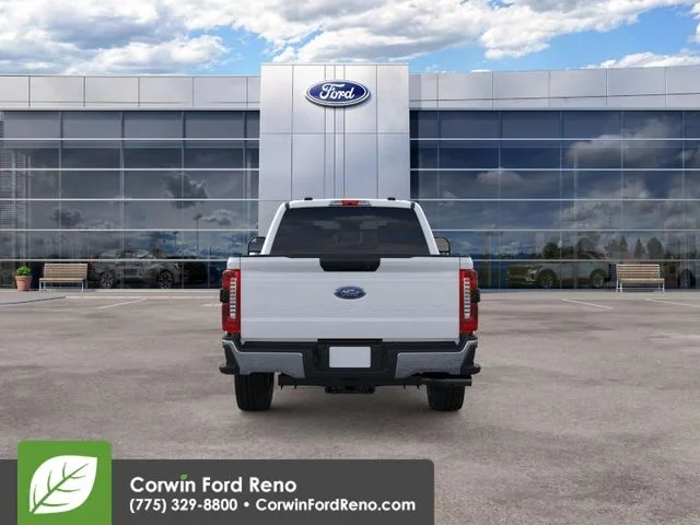 New 2026 Oxford White Ford XLT image 5