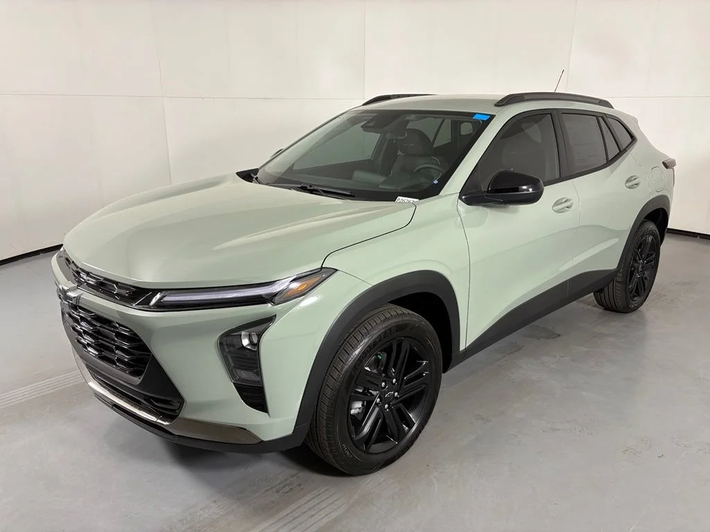 New 2026 Cacti Green Chevrolet ACTIV image 5
