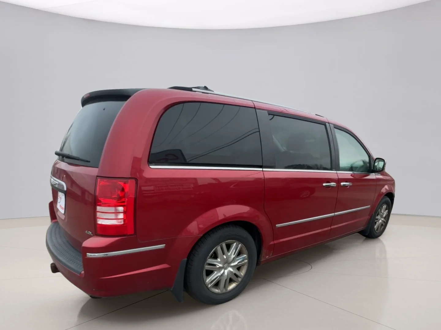 Used 2008 Red Chrysler LIMITED image 5