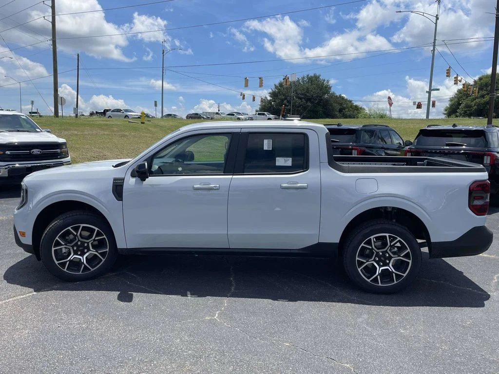 New 2026 White Ford Lariat image 6